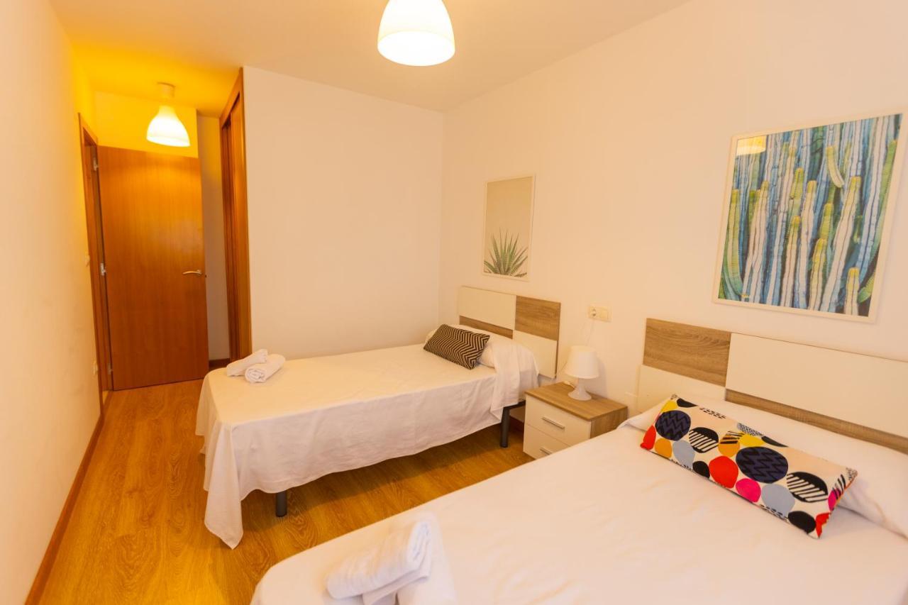Apartagal-Playa De Llas, Foz Exterior photo